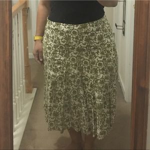 Liz Claiborne Midi Skirt USED, Green size 16